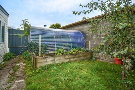 Photo of property in 22 Russell Street, Westport, 7825