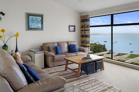 Photo of property in 83 Harbour View Road, Omokoroa, 3114