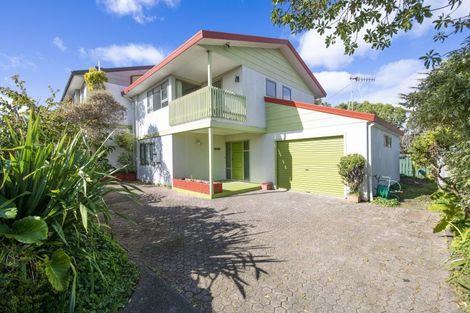Photo of property in 2/150 Charles Street, Westshore, Napier, 4110