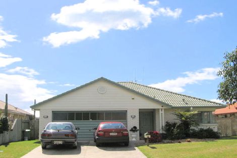 Photo of property in 27 Lavender Place, Papamoa Beach, Papamoa, 3118