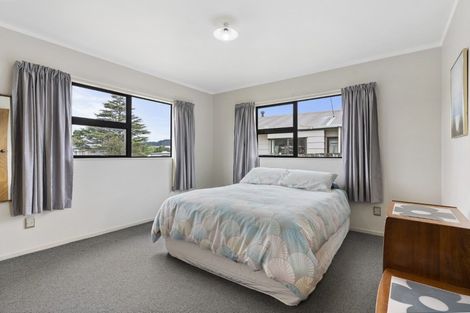 Photo of property in 118 Charleston Avenue, Whangamata, 3620
