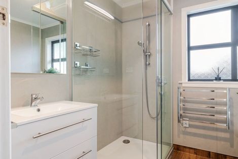 Photo of property in 6 Sheffield Street, Awapuni, Palmerston North, 4412