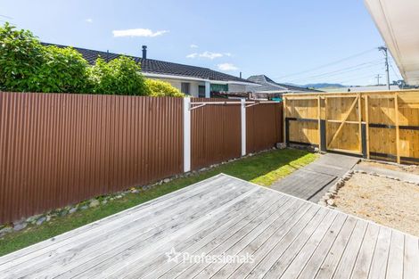 Photo of property in 3/51a Pine Avenue, Ebdentown, Upper Hutt, 5018