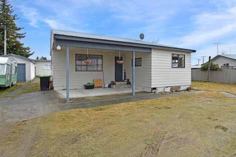 Photo of property in 16 Mary Burn Road, Twizel, 7901