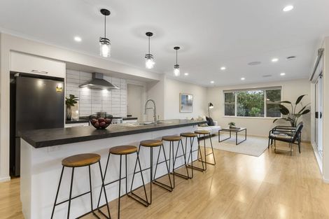 Photo of property in 95 Manuel Road, Silverdale, 0932