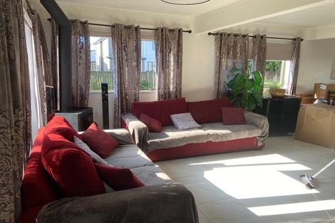 Photo of property in 1/15 Roseberry Avenue, Birkenhead, Auckland, 0626