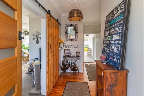 Photo of property in 9 Manchester Street, Levin, 5510