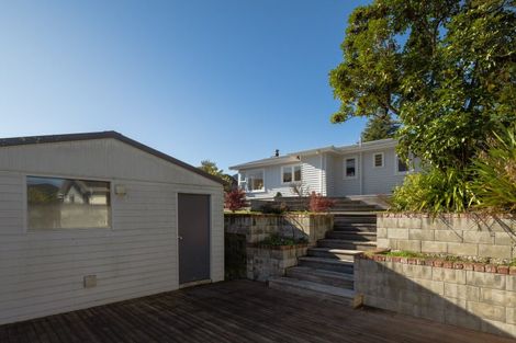 Photo of property in 76 Hampden Street, Picton, 7220