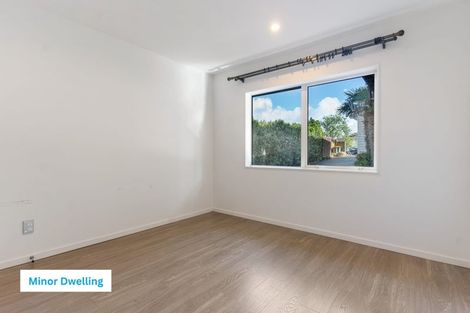 Photo of property in 4 Worthington Place, West Harbour, Auckland, 0618