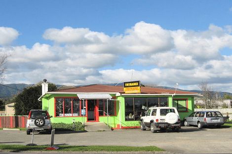 Photo of property in 280 Main Highway, Otaki, 5512