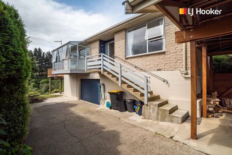 Photo of property in 33 Gorman Street, Macandrew Bay, Dunedin, 9014