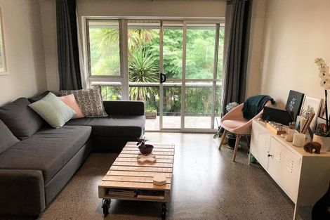 Photo of property in 11/32 Blockhouse Bay Road, Avondale, Auckland, 1026