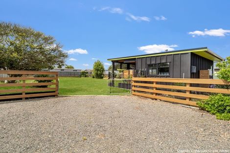 Photo of property in 573a Waitarere Beach Road, Waitarere Beach, Levin, 5510