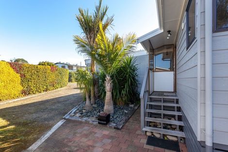 Photo of property in 59 Hahei Beach Road, Hahei, Whitianga, 3591