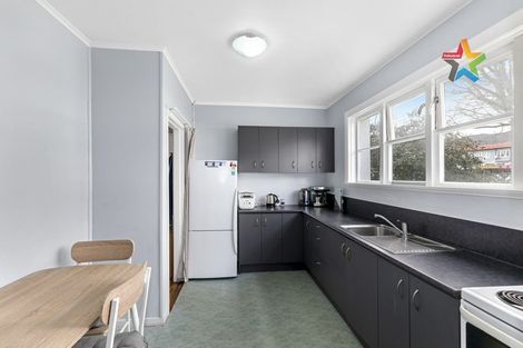 Photo of property in 4/87 Cambridge Terrace, Waterloo, Lower Hutt, 5011