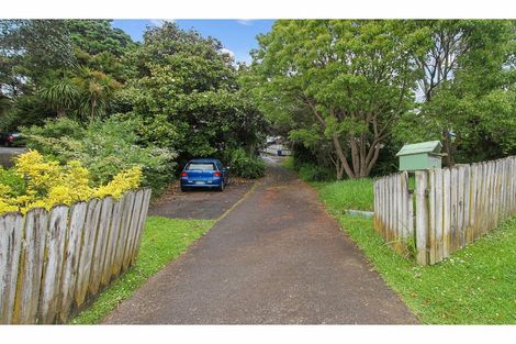 Photo of property in 1/19 Gazelle Avenue, Beach Haven, Auckland, 0626
