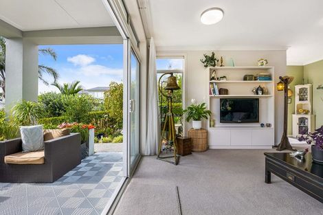 Photo of property in 6 Park Lane, Orewa, 0931