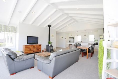 Photo of property in 107 Taiepa Road, Otatara, Invercargill, 9879