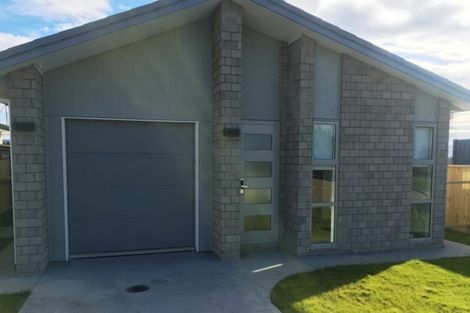 Photo of property in 34 Richardson Road, Omokoroa, 3114