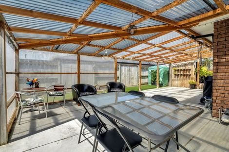 Photo of property in 27 Balrickard Way, Milson, Palmerston North, 4414