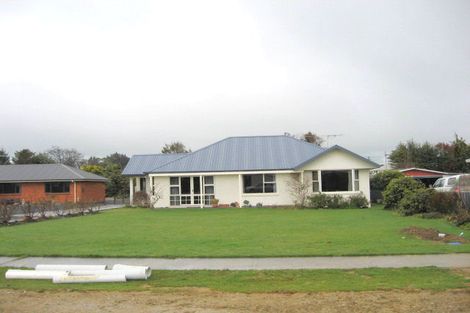 Photo of property in 62 Hunter Street, Edendale, 9825
