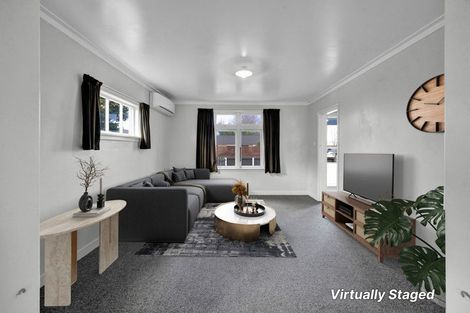 Photo of property in 10 Erin Street, Hawera, 4610