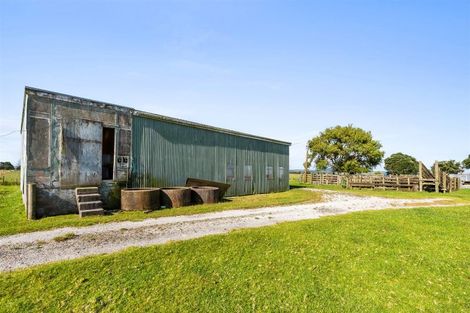 Photo of property in 76 Robertson Road, Ruawai, 0591