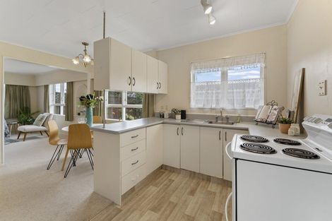 Photo of property in 2 Princeton Road, Raumati Beach, Paraparaumu, 5032