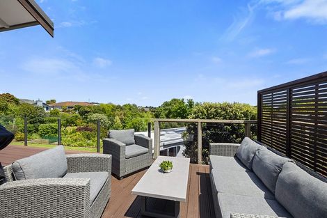 Photo of property in 438 Mangorei Road, Highlands Park, New Plymouth, 4312