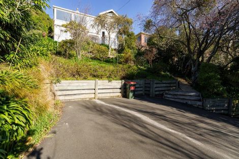 Photo of property in 114 Cliffs Road, Saint Clair, Dunedin, 9012