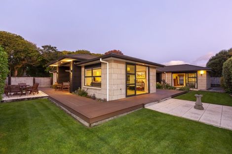 Photo of property in 33 Millvale Street, Waikanae, 5036