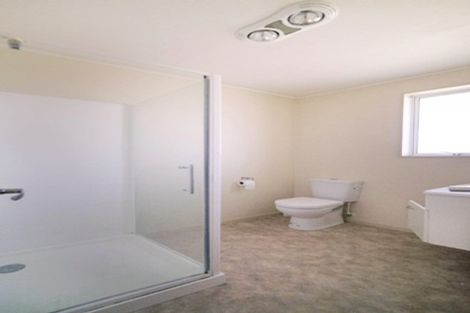 Photo of property in 51a Palmers Road, Clendon Park, Auckland, 2103