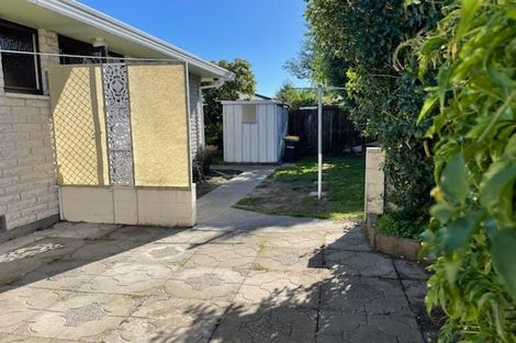Photo of property in 2/4 Sayers Crescent, Ilam, Christchurch, 8041