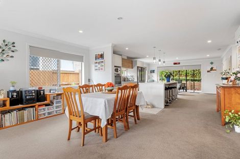 Photo of property in 10 Furl Close, Pyes Pa, Tauranga, 3112