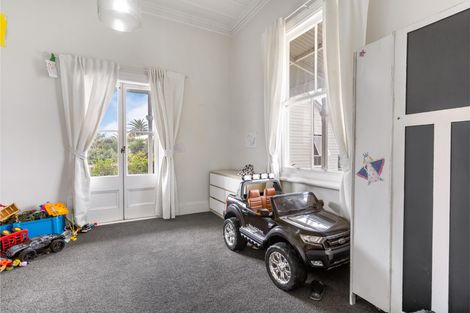 Photo of property in 2 Collingwood Road, Waiuku, 2123