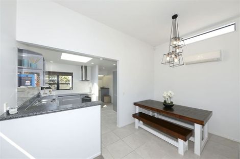 Photo of property in 1/84 Cutts Road, Russley, Christchurch, 8042