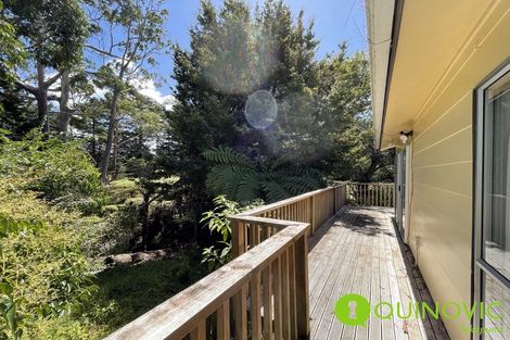 Photo of property in 2/23 Luckens Road, West Harbour, Auckland, 0618