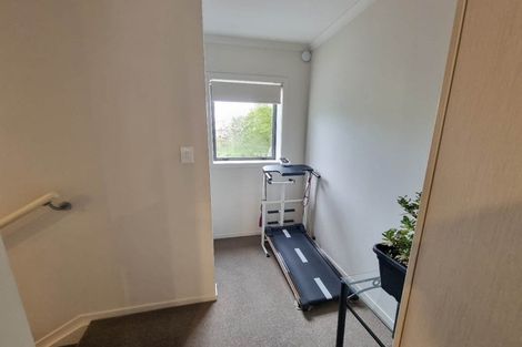 Photo of property in 11/2 Swan Hill Drive, Glen Eden, Auckland, 0602