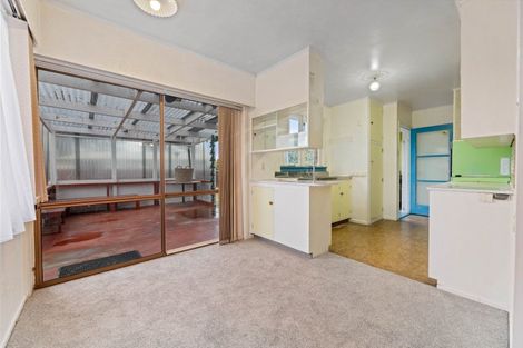 Photo of property in 17 Kenmore Place, Tokoroa, 3420