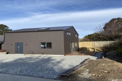 Photo of property in 77 Oregon Drive, Kelvin Heights, Queenstown, 9300