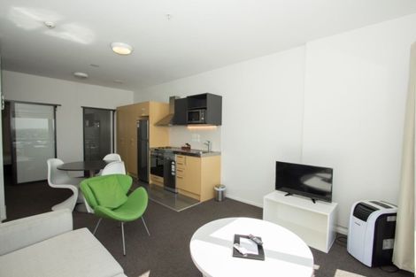 Photo of property in Twin Towers, 1106/17 Putney Way, Manukau, Auckland, 2104