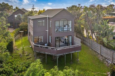 Photo of property in 2/60 Rangatira Road, Beach Haven, Auckland, 0626