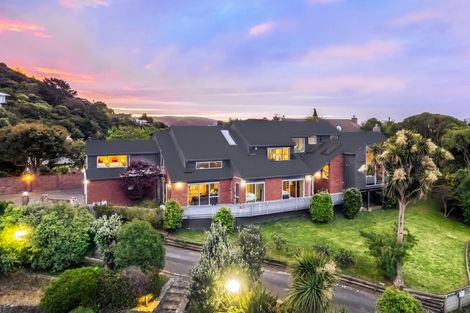Photo of property in 170 Paremata Road, Paremata, Porirua, 5024