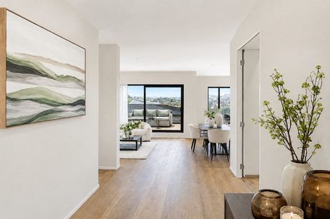 Photo of property in 25 Kumukumu Road, Long Bay, Auckland, 0630