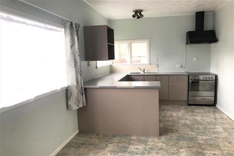 Photo of property in 2/4 Thompson Street, Mangere East, Auckland, 2024