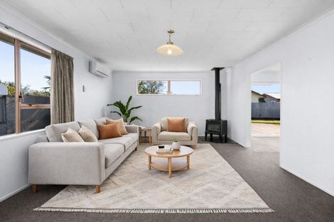 Photo of property in 41 Wynyard Crescent, Tamatea, Napier, 4112