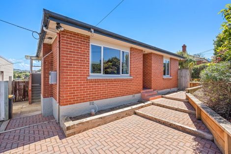 Photo of property in 1 Waldron Crescent, Green Island, Dunedin, 9018