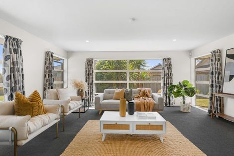 Photo of property in 37 Broken Run, Wigram, Christchurch, 8025