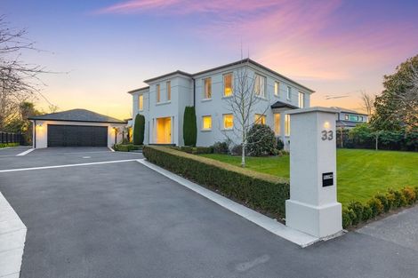 Photo of property in 33 Lewisham Park, St Albans, Christchurch, 8052