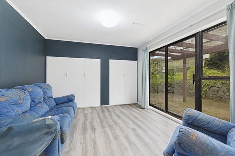 Photo of property in 14 Balliol Drive, Tawa, Wellington, 5028